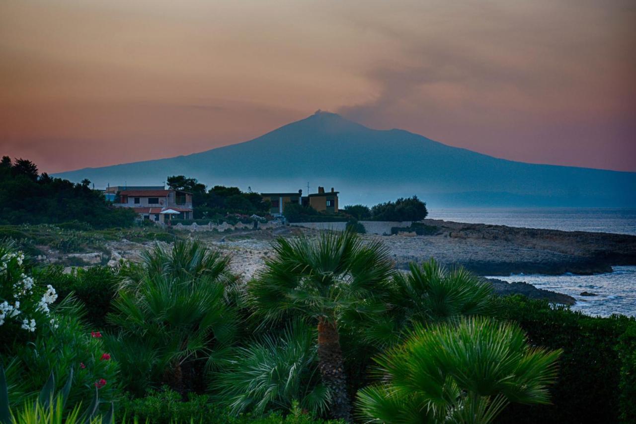 Вилла La Casa In Riva Al Mare Аугуста Экстерьер фото