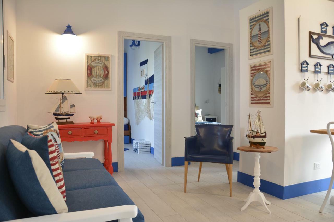 Вилла La Casa In Riva Al Mare Аугуста Экстерьер фото