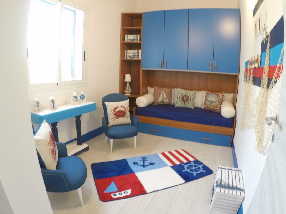 Вилла La Casa In Riva Al Mare Аугуста Экстерьер фото